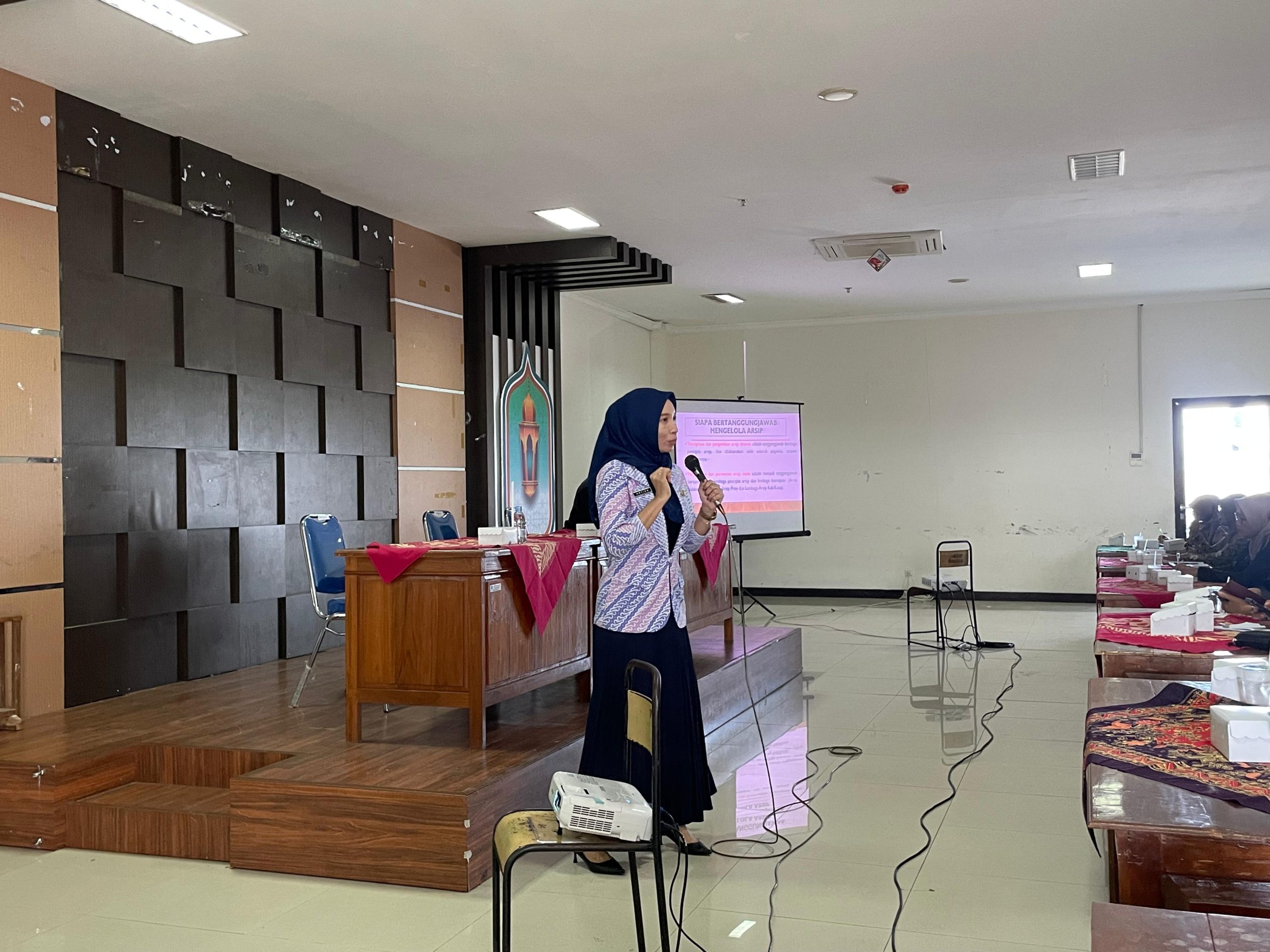 Update Tata Naskah, Dindik Ponorogo Sosialisasi Pengelolaan Arsip Aktif dan Kode Klasifikasi Persuratan