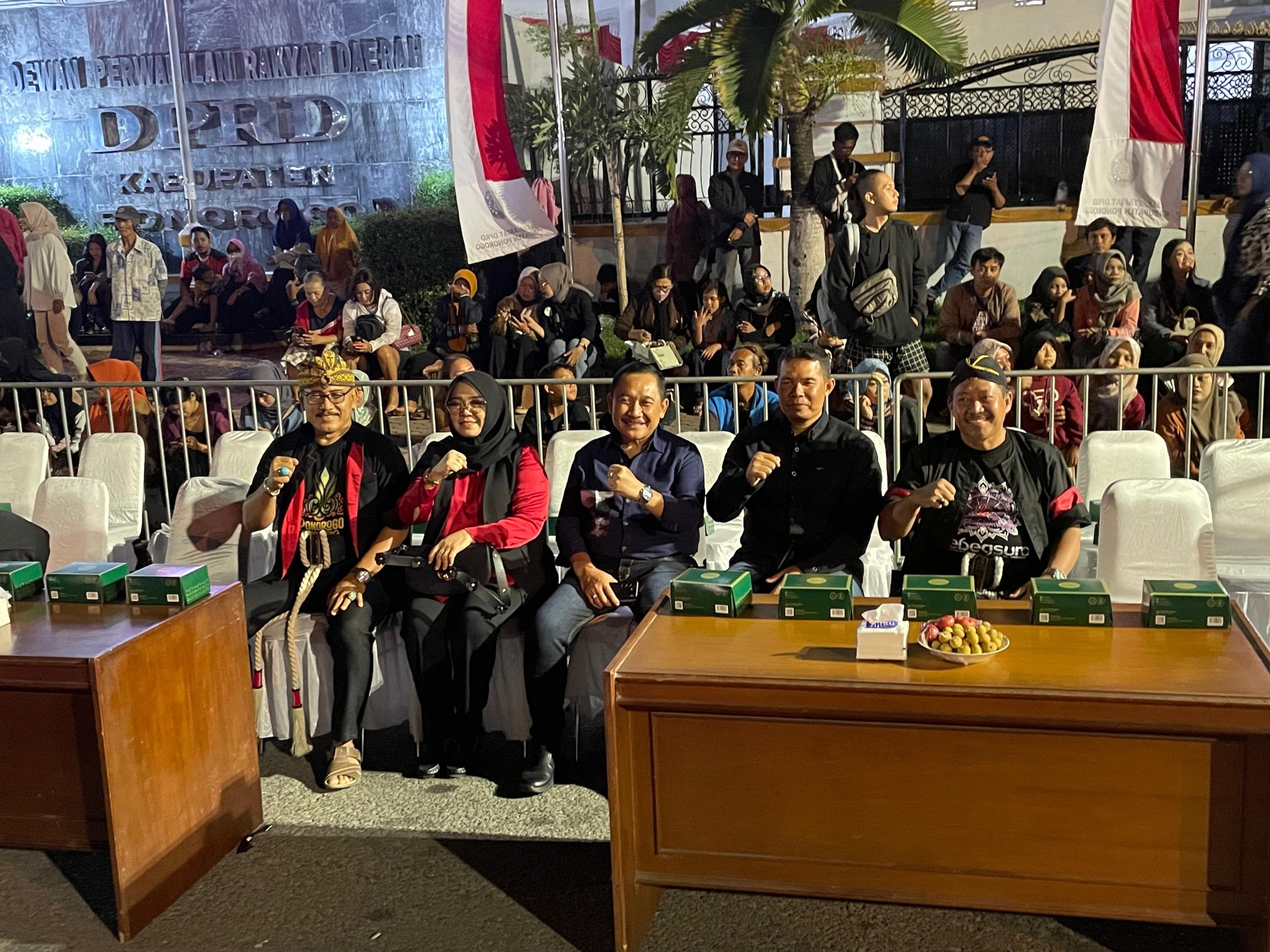 Peringati Hari Jadi Ponorogo ke-529, Dindik Gelar School Fashion Carnival 2025