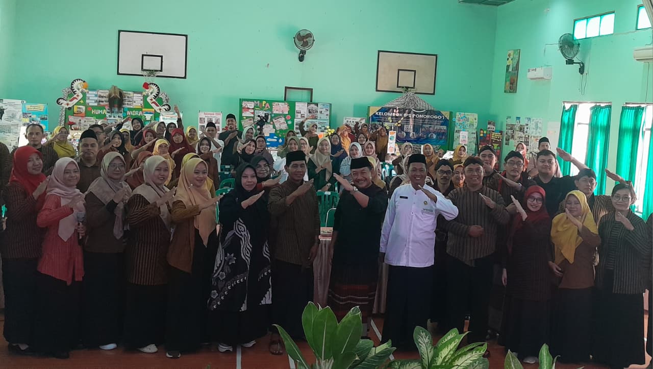 Dindik Gelar Show Case dan Talk Show IPM Guru SMP In 2 Tahap 1 2025