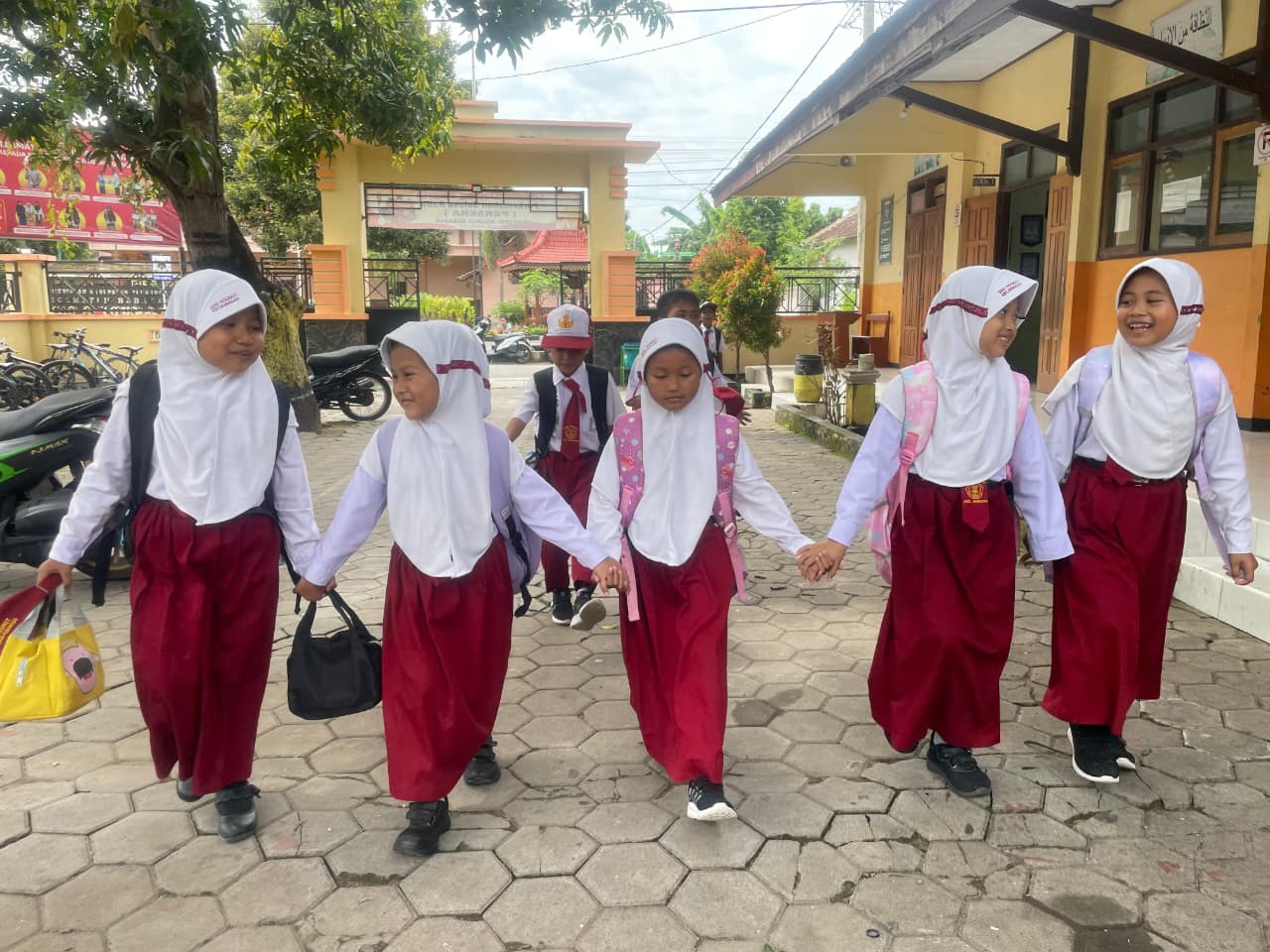 Back to School, Tetap Semangat dan Terus Berprestasi