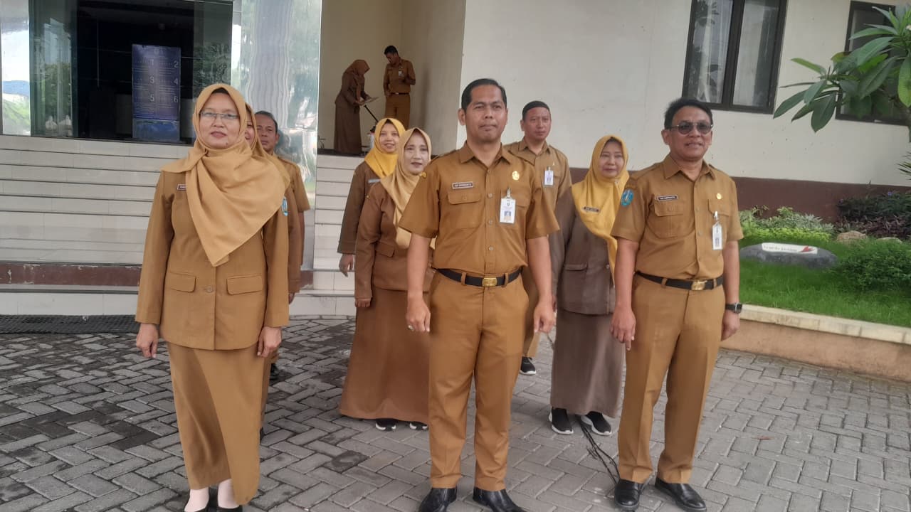 ASN Wajib Berikan Kontribusi PositifPesan Kadindik dalam Apel Perdana Gedung Terpadu 2026